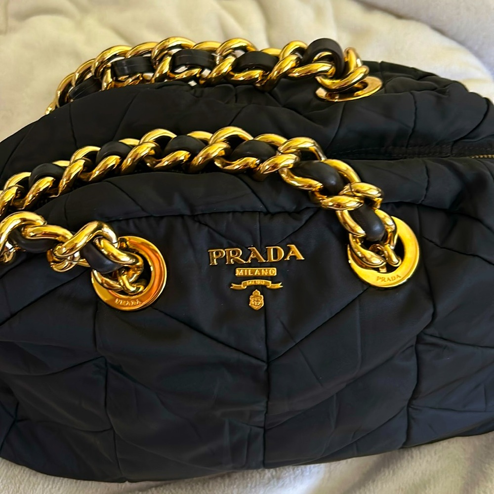 Prada Satchel ✨